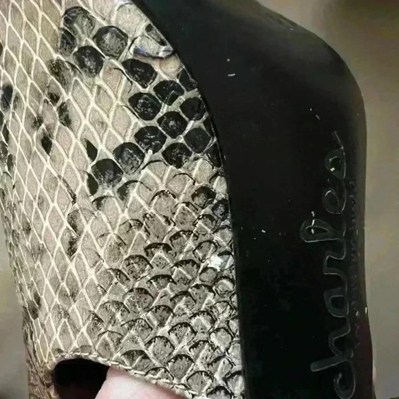 Charles David Faux Snake Skin Heel Booties 8.5 - Picture 10 of 10